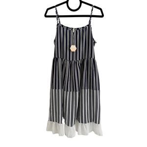 PinkBlush NWT Maternity Dress - small
